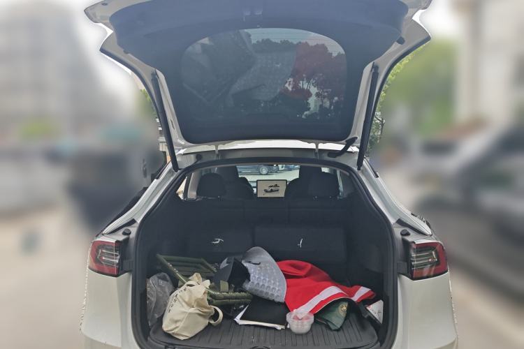 Used Tesla Model Y 2024 Rear-Wheel-Drive Version
