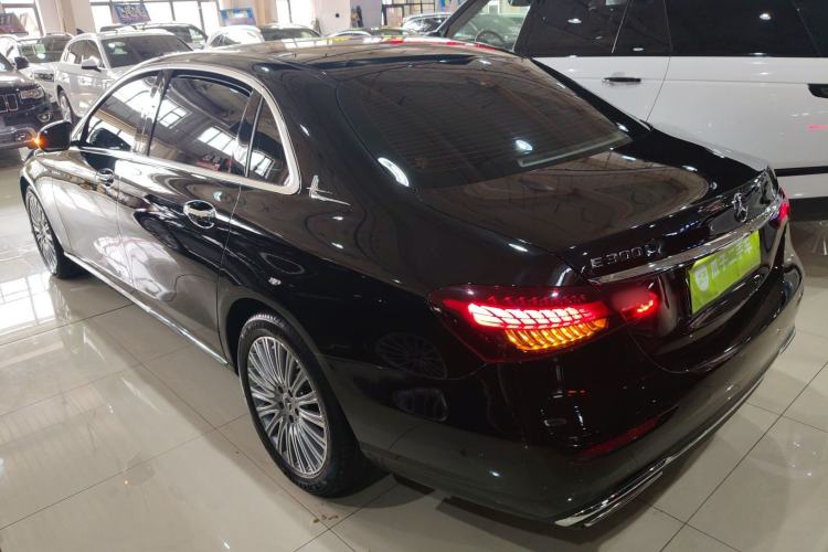 Used Mercedes-Benz E-Class 2022 Second Facelift E 300 L Fashion Edition