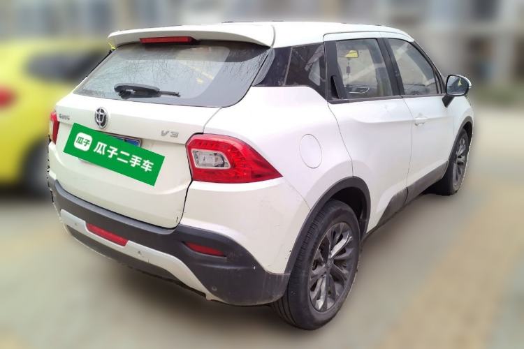 Used Brilliance V3 2016 1.5L Manual Smart Version
