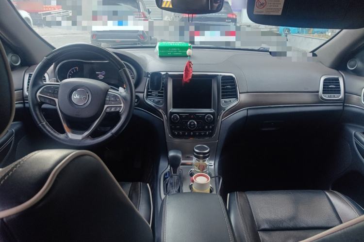 Used Jeep Grand Cherokee 2016 3.6L Elite Navigation Edition
