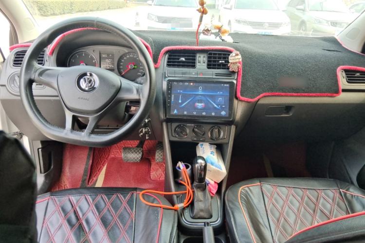 Used Volkswagen Polo 2016 1.4L Automatic Trendy Model Center Console