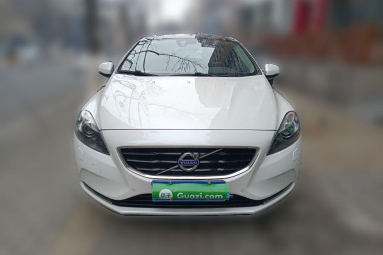 Used Volvo V40 2013 2.0T Zhiya Edition