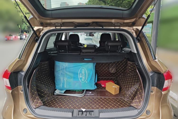 Used GAC Trumpchi GS4 2017 235T Automatic Two-Wheel Drive Luxury Smart Connectivity Version Trunk