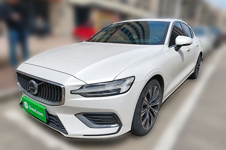 Used Volvo S60 2023 B4 Zhiyuan Luxury Edition