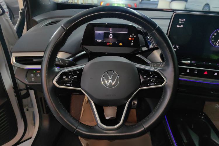 Used Volkswagen ID.4 CROZZ 2021 Long-Range Lite PRO Two-Wheel Drive Version Steering Wheel