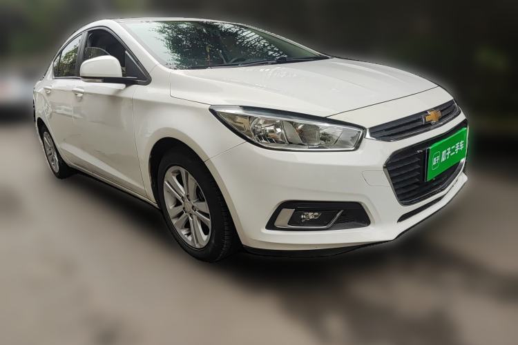 Used Chevrolet Cruze 2015 1.5L Automatic Luxury Edition Front Right 45 Deg