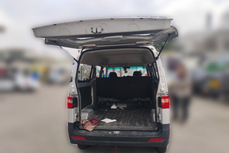 Used Jinbei Hiace X30 