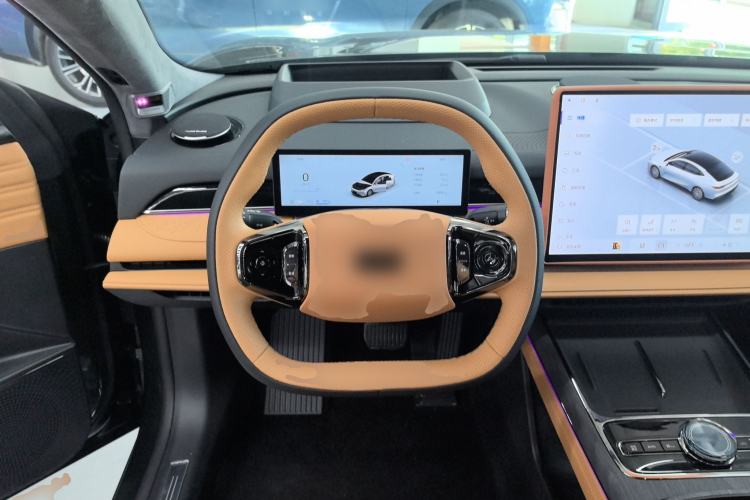 Used Geely Galaxy 8 2025 130km EM-P Starship Edition
