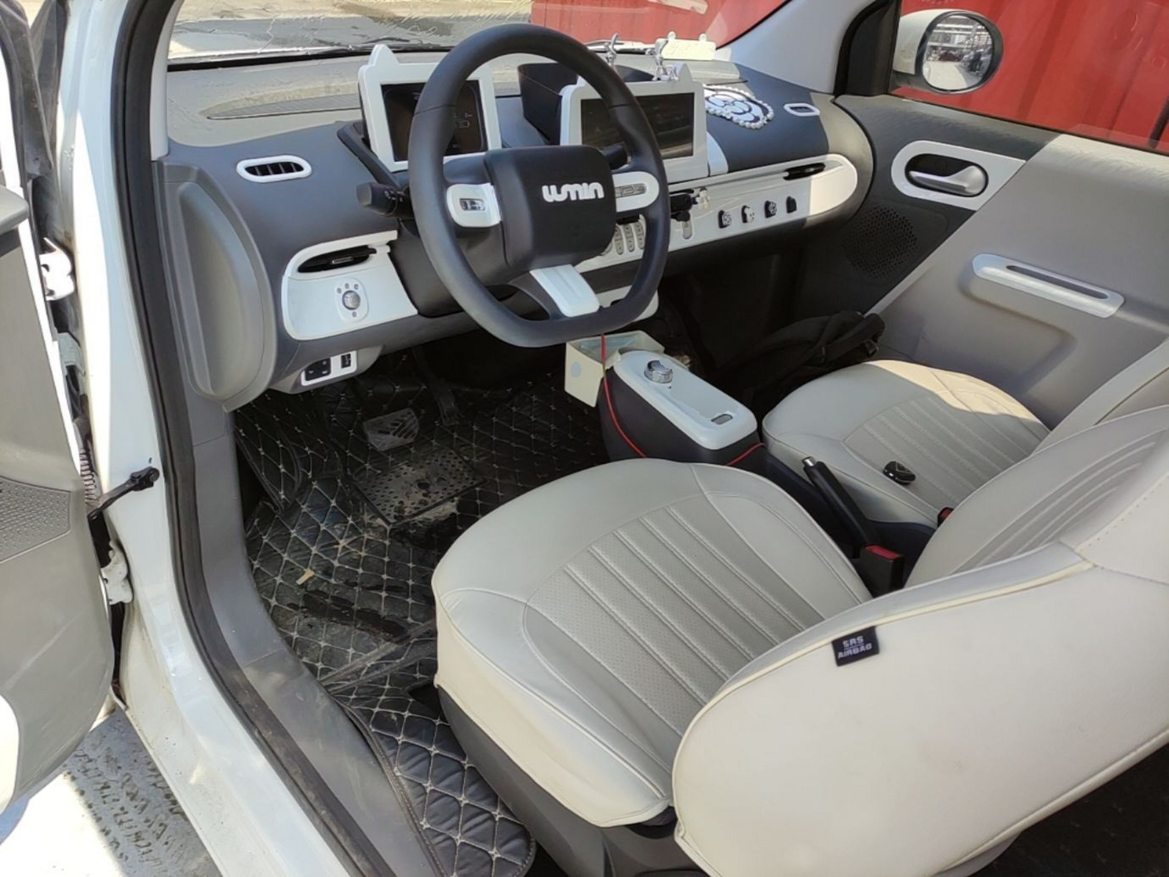 Interior delantero