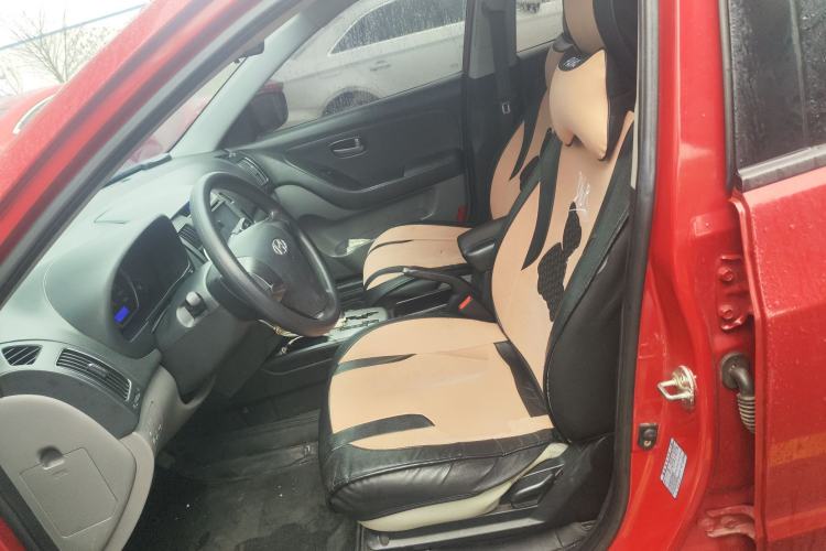 Used Hyundai Celesta 2011 1.6L Automatic Comfort Edition
