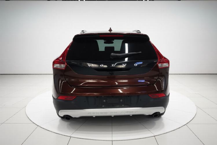 Used Volvo V40 2017 Cross Country T3 Zhiya Edition Rear
