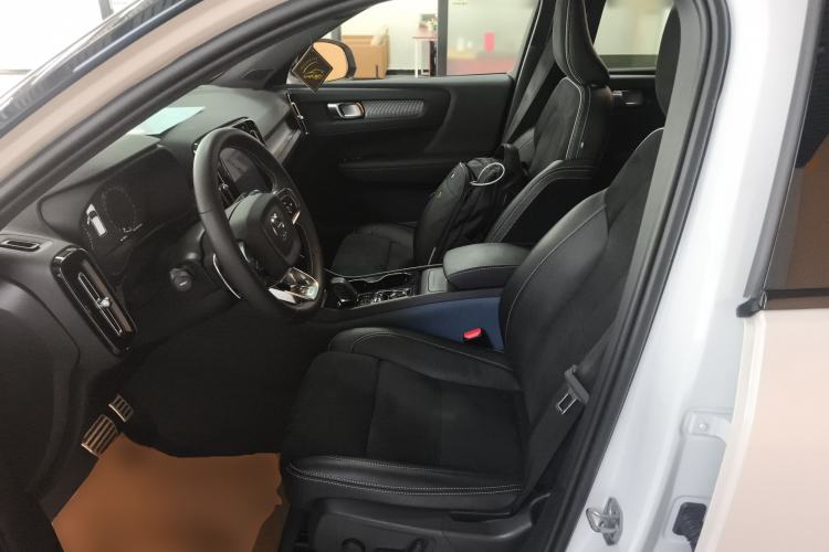 Used Volvo XC40 2020 T4 Four-Wheel Drive Smart & Sporty Edition Left Front Seat