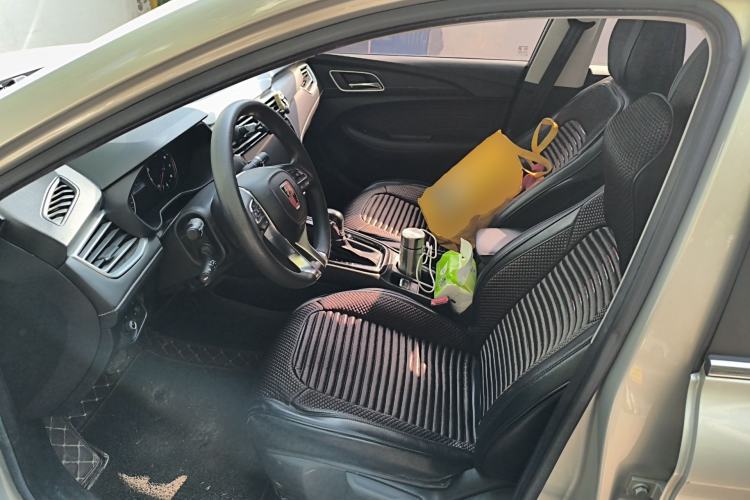 Used Roewe i5 2019 1.5L Automatic 4G Connected Langhao Edition Left Front Seat