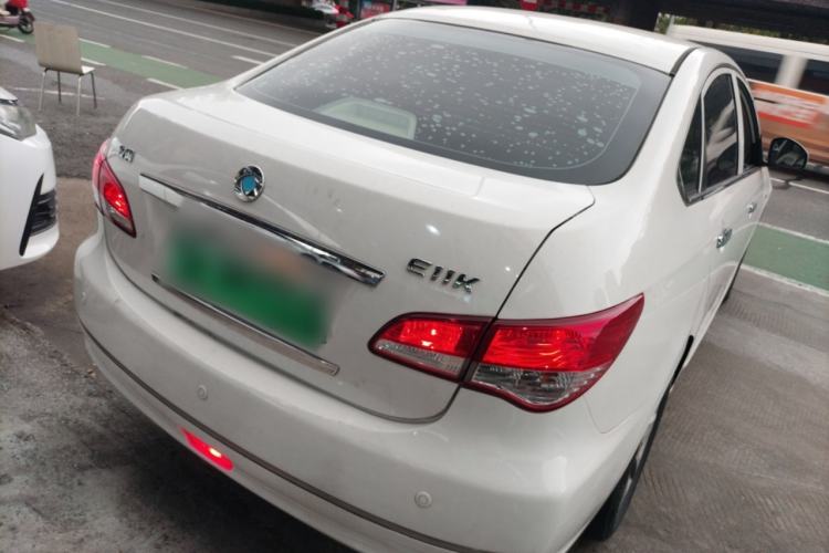 Used Dongfeng Junfeng E11K 2019 Standard Model