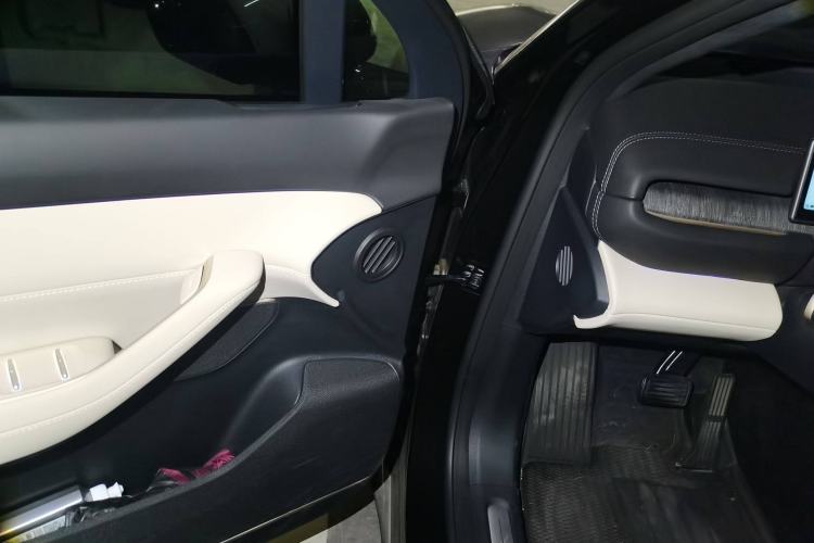 Used Nio ES6 2024 75 kWh
