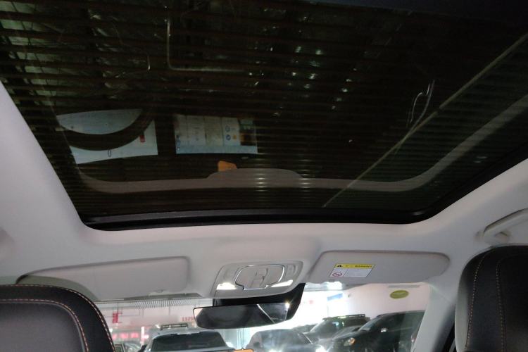 Used Roewe D5X DMH 2024 135 Tech Edition
