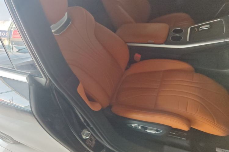 Used XPeng G9 2024 570 Max Right Front Seat