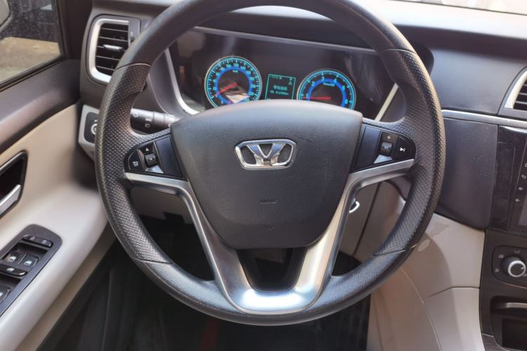 Used Huasong 7 2017 2.0T Automatic Standard Edition