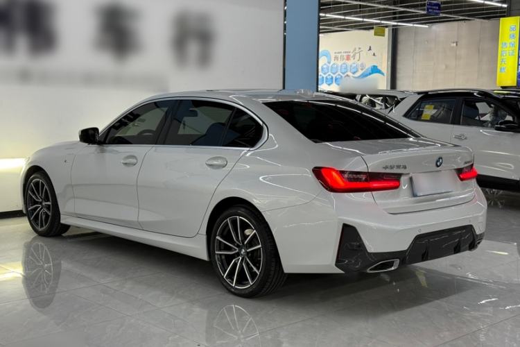 Used BMW 3 Series 2024 320Li M Sport Package Exterior 3