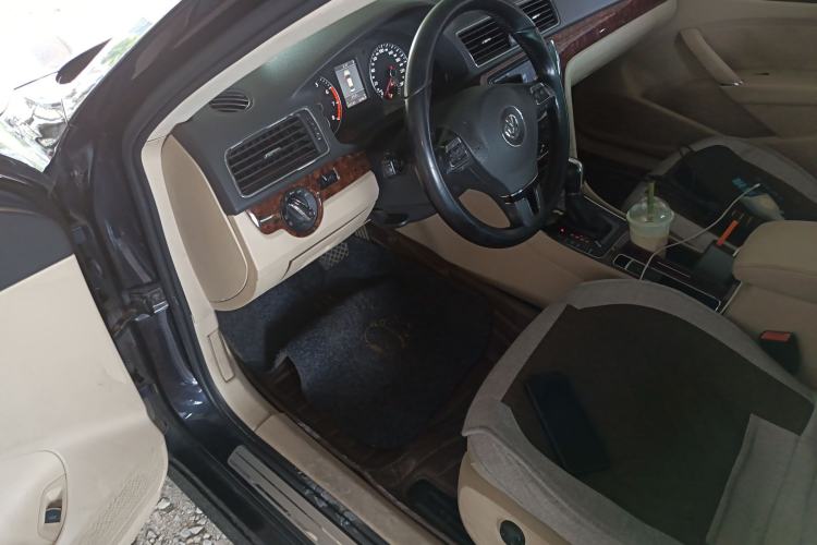 Used Volkswagen Passat 2011 2.0 TSI DSG Premium Edition Driver Seat