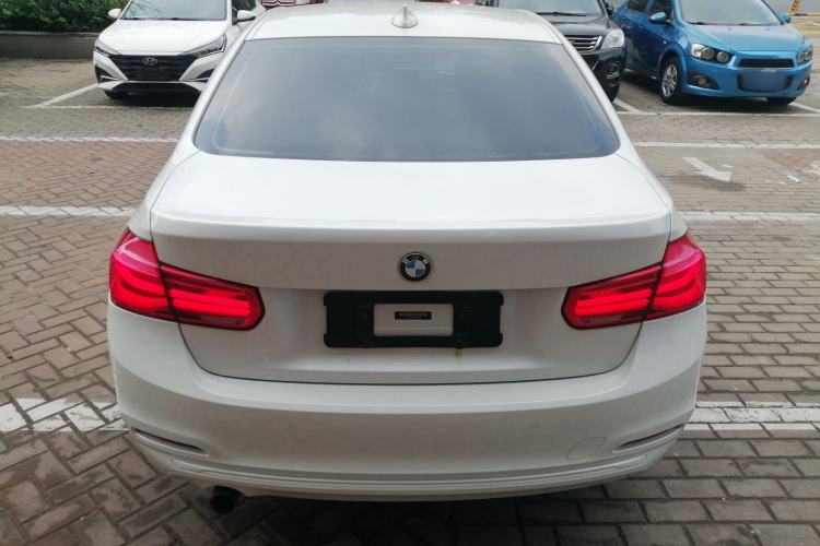 Used BMW 3 Series 2016 316i Fashion Model