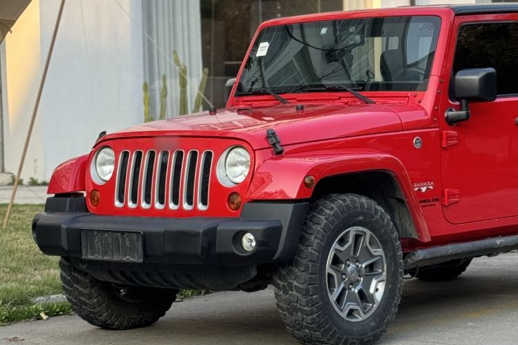 Used Jeep Wrangler 2017 3.0L Sahara Four-Door Comfort Edition Exterior 6