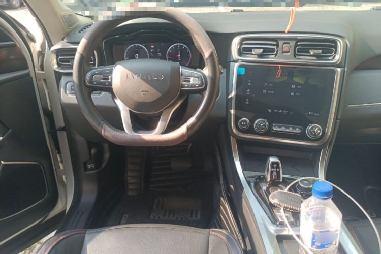 Used Lynk & Co 01 2017 2.0T Four-Wheel Drive Pro Edition Steering Wheel