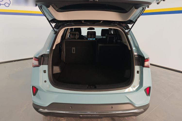 Used Wuling Asta 2021 1.5T CVT Starlight Edition Trunk