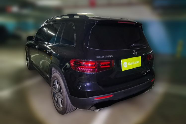 Used Mercedes-Benz GLB 2025 GLB 220 4MATIC Rear Left 45 Deg