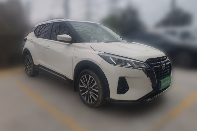 Used Nissan Kicks 2022 1.5L CVT XL Fashion Edition Front Right 45 Deg