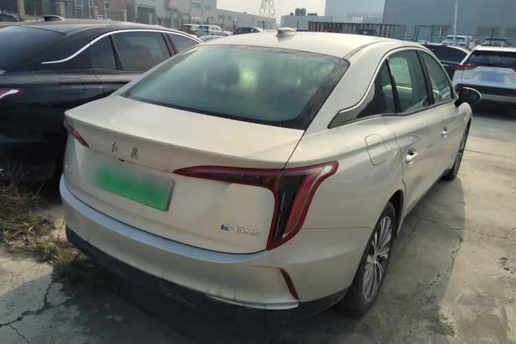Used Hongqi E-QM5 2022 431 km Charge & Enjoy Edition
