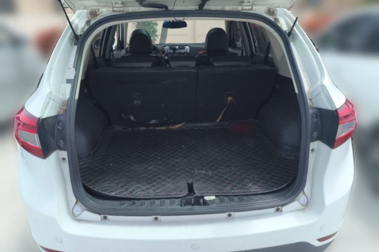 Used Land X5 2013 2.0T Manual Chuanling Edition Trunk