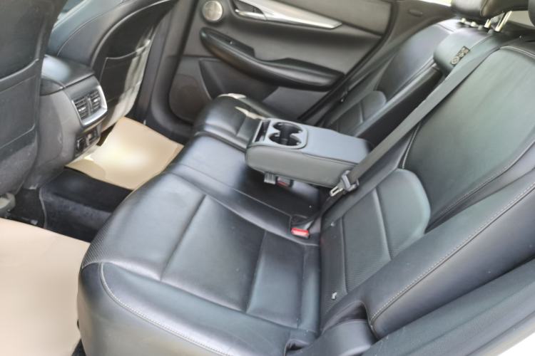 Used Infiniti QX50 2018 2.0T Four-Wheel Drive Elite Edition Left Rear Seat