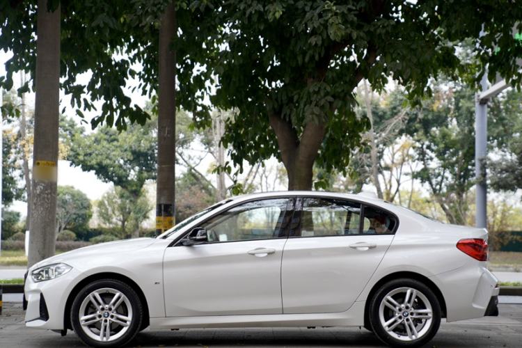 Used BMW 1 Series 2022 120i M Sport Night Edition Exterior 1