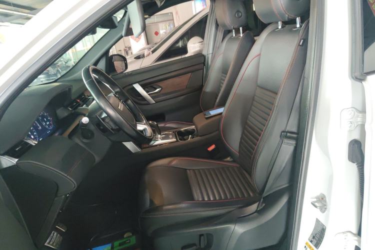 Used Land Rover Discovery Sport 2020 249 PS R-Dynamic Performance Edition Left Front Seat