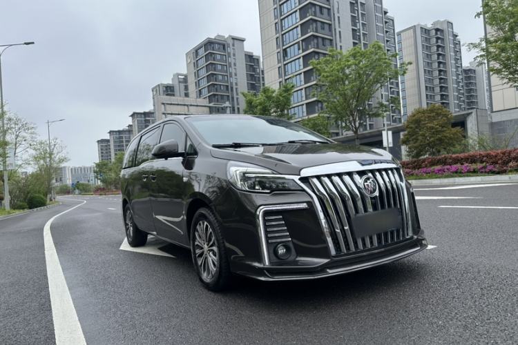 Used Buick GL8 2022 Land Cruiser Executive Class 652T Comfort Model
