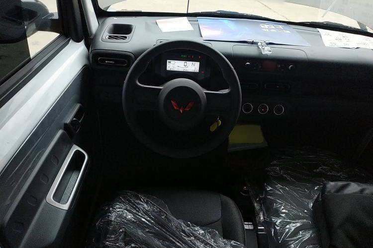 Used Wuling Zhiguang New Energy 2025 Comfort Model