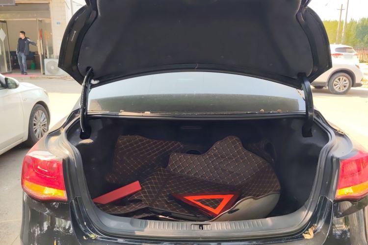 Used Chevrolet Malibu 2018 530T Automatic Fashion Edition Trunk