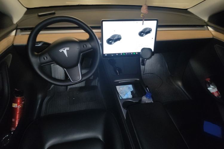 Used Tesla Model Y 2022 Rear-Wheel-Drive Version
