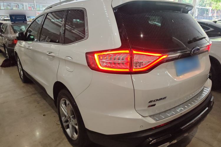 Used Ford Edge 2018 EcoBoost 245 Two-Wheel-Drive Titanium 7-Seater China VI Standard