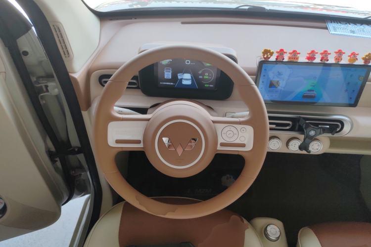 Used Wuling Hongguang MINIEV 2024 3rd Generation 215km Youth Edition

