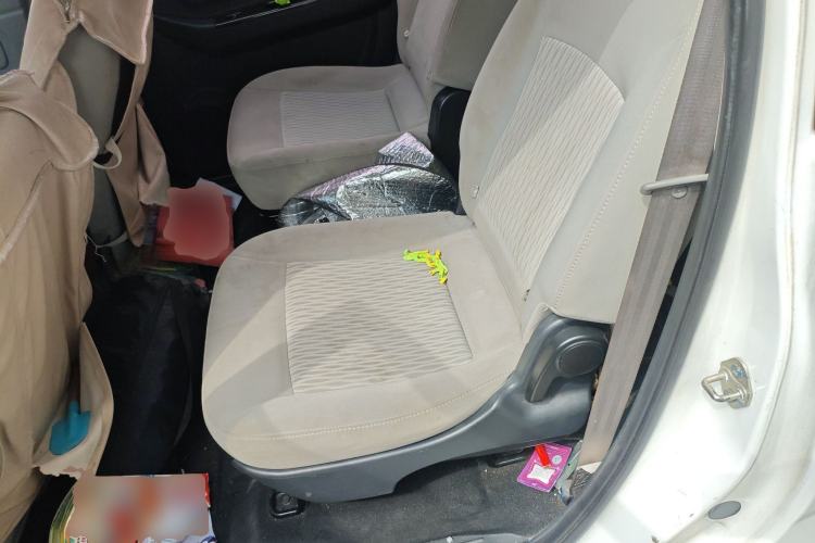 Used HYOSOW H2 2016 H2E 1.5L Fashion Model BJ415B Left Rear Seat