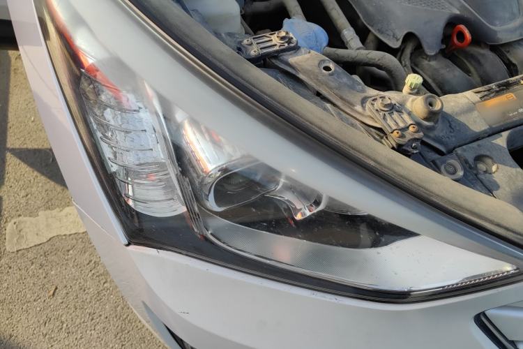 Used Hyundai Santa Fe 2013 2.4L Automatic 4x4 Comfort Edition