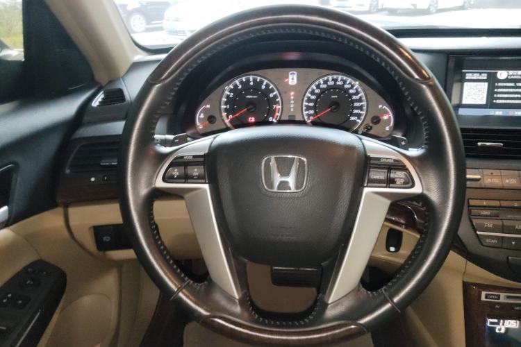 Used Honda Accord 2013 2.4L SE
