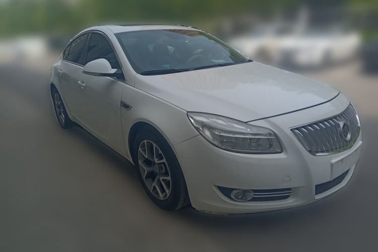 Used Buick Regal 2013 1.6T Automatic Elite Sport Edition Front Right 45 Deg