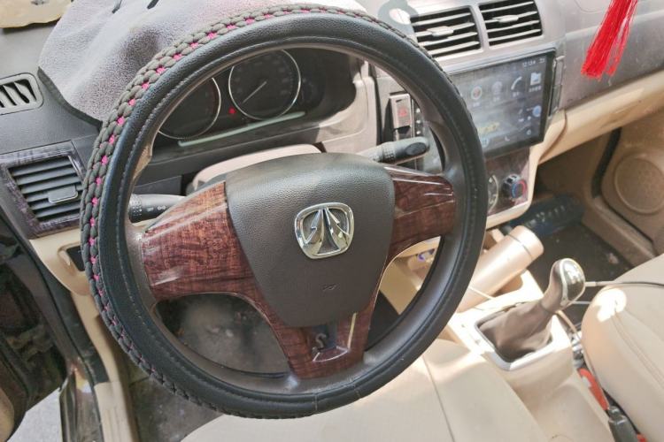 Used BAIC Weiwang M30 2015 1.5L Basic Version DAM15 Steering Wheel