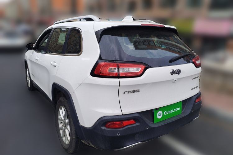 Used Jeep Cherokee 2017 2.0L Superior Edition