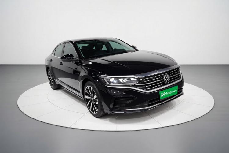 Used Volkswagen Passat 2023 330TSI Elite Edition Exterior 1