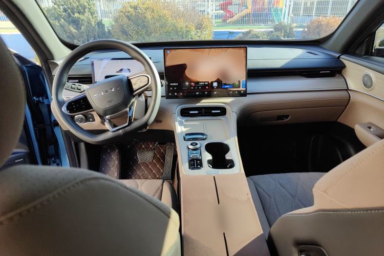 Used Chery Tiggo 8 PLUS C-DM 2025 1.5T 116 km Prestige Version 5 Seats
