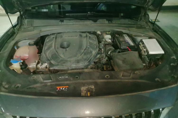 Ojetý Geely Auto Preface 2023 2.0TD Prestige Version